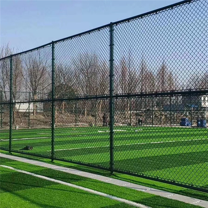 體育場圍網(wǎng)的安裝的注意事項有哪些？