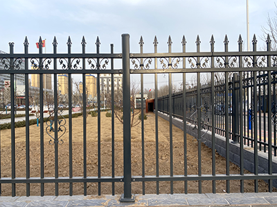 鋅鋼護欄的優(yōu)勢？